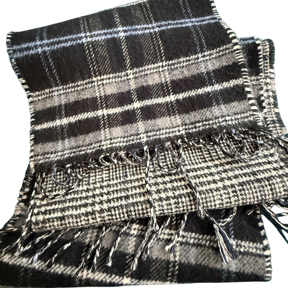 Black Gray Plaid Super‎ Soft Fringe Scarf 64x10